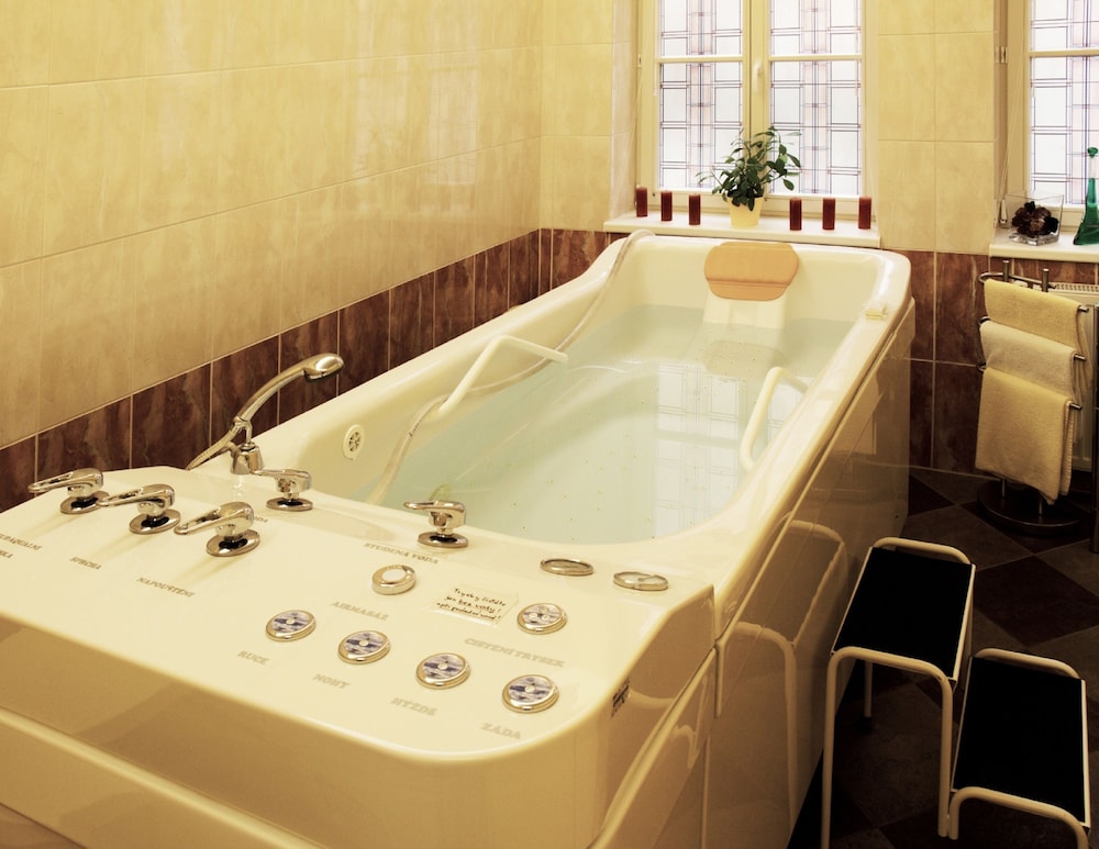 Hotel Residence Romanza 9/62