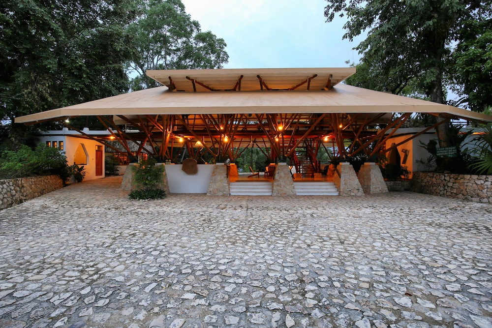 Villa Maya 6/67