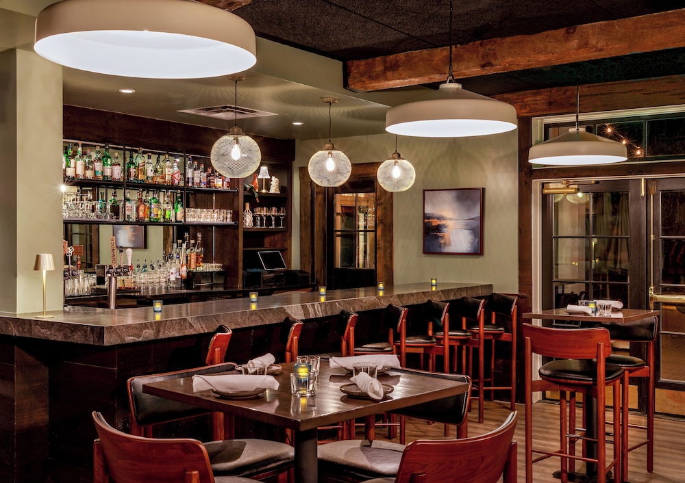 The Brunswick Hotel & Tavern 32/50