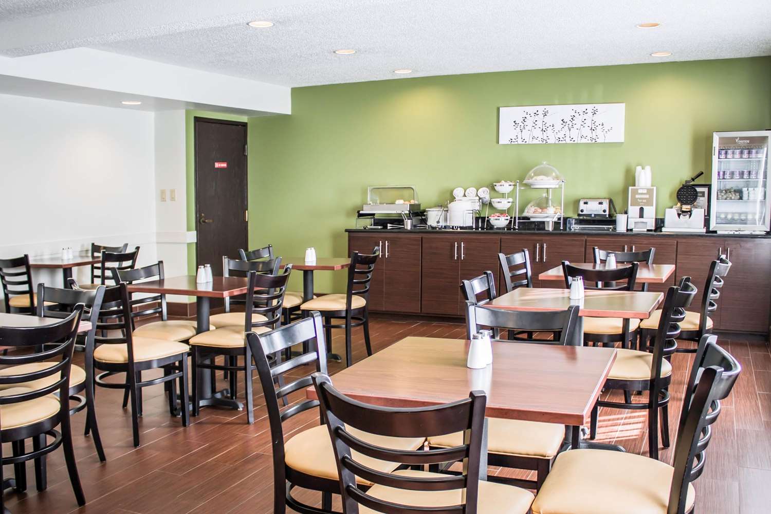 Sleep Inn Beaver- Beckley 30/44