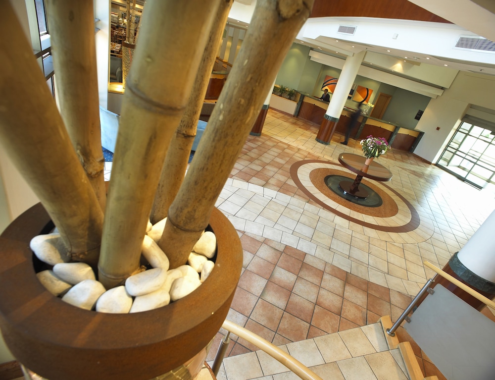 Garden Court Eastgate 11/34