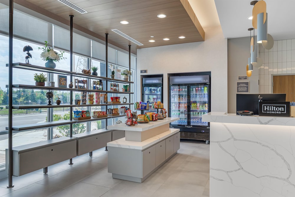 Homewood Suites by Hilton Walker Grand Rapids North 33/56