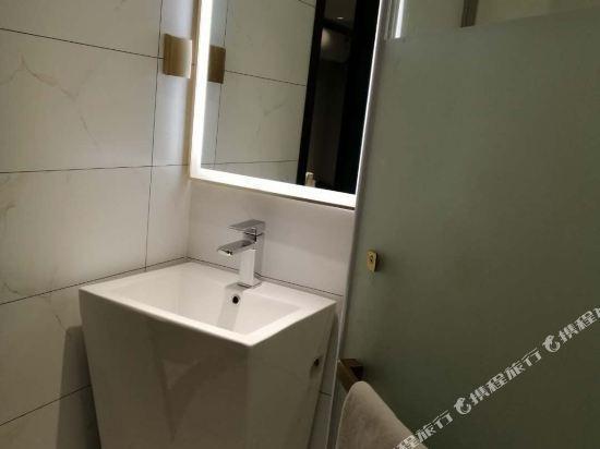 7 Days Premium Inn Shanghai Da Mu Qiao Road 30/32
