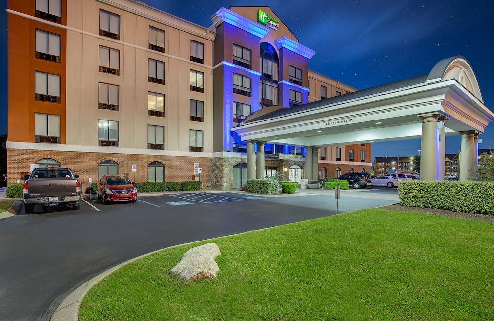 Holiday Inn Express Hotel And Suites Lebanon 1/41