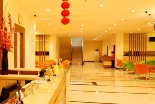 Halogen Hotel 17/20