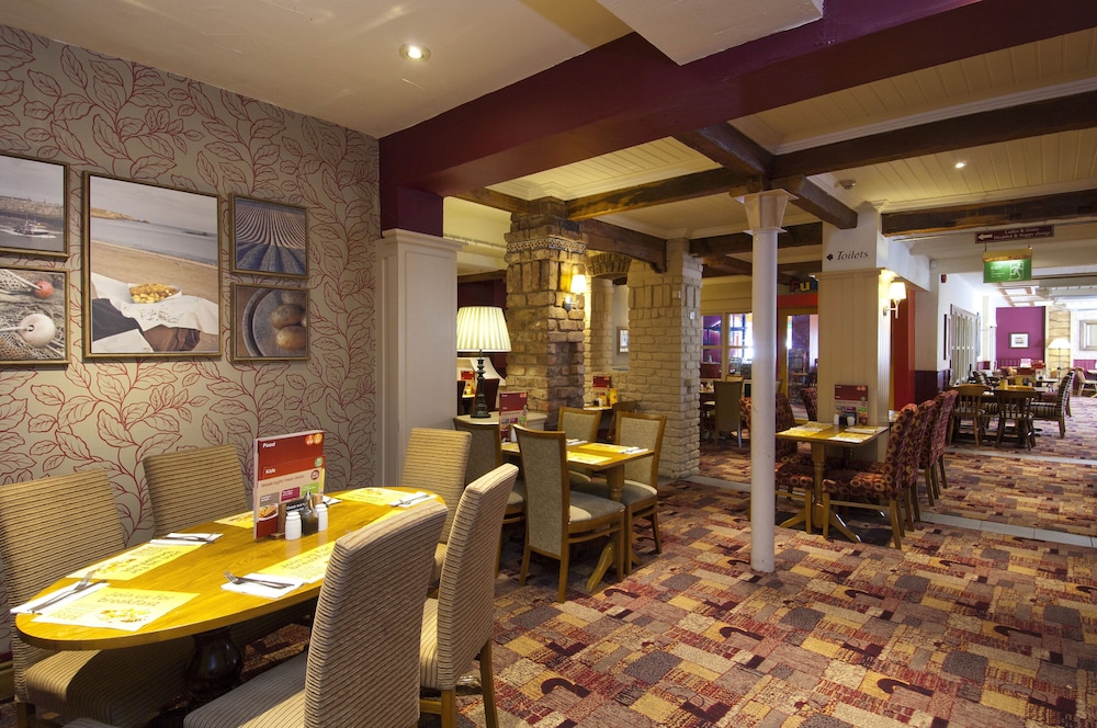 Premier Inn Burnley 25/40