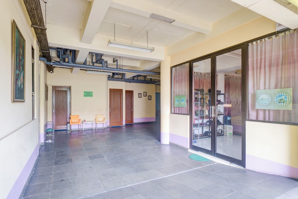 Hotel O Tebet Near Tebet Station Formerly Sabda Guest House 7/31