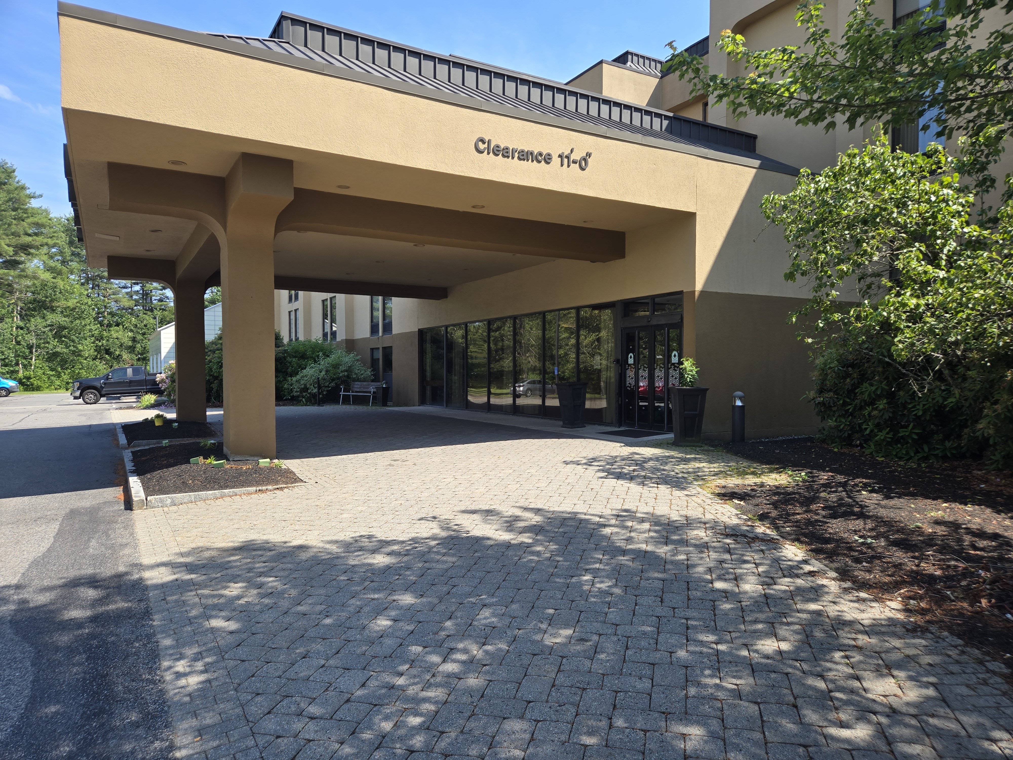 Hampton Inn-Portland Airport 2/32