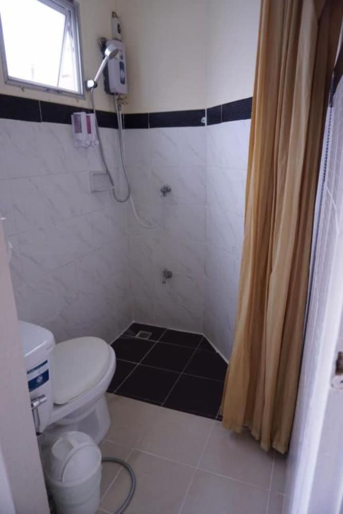 MANEE GUEST HOUSE 23/26