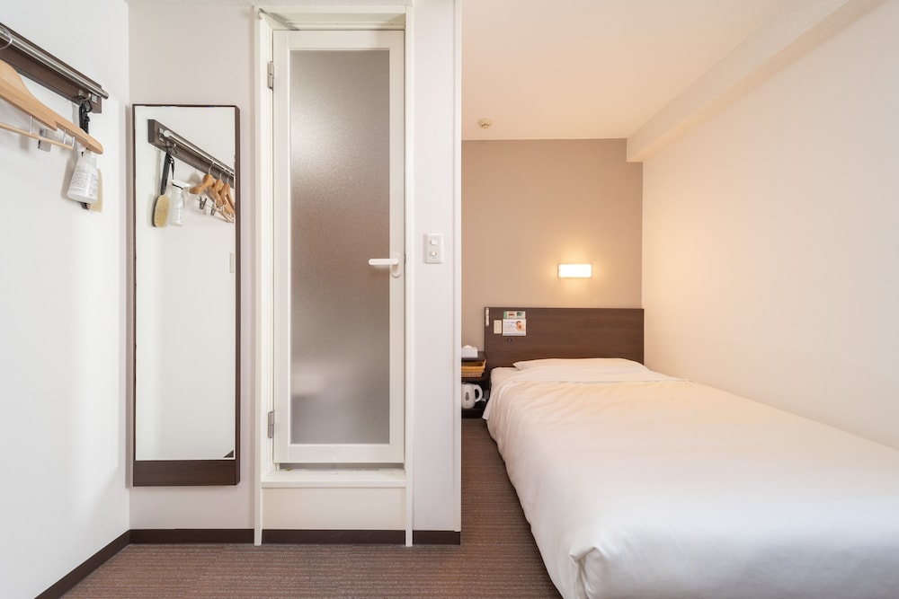 Super Hotel JR Fujiekimae Kinenkan 16/42