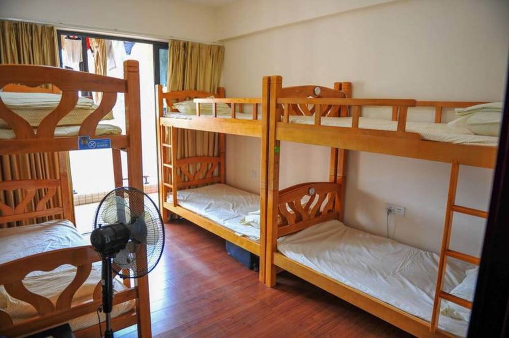 Yi Jia Ren Hostel 4/21