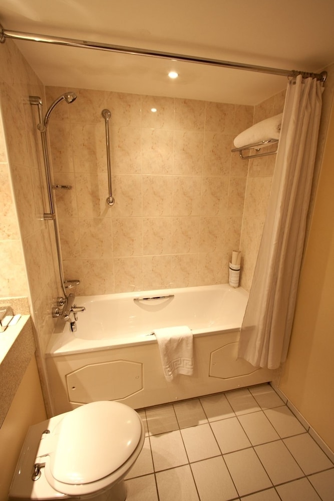 Holiday Inn South Normanton M1 Jct 28 26/83