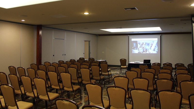 Holiday Inn Denver Lakewood 45/61