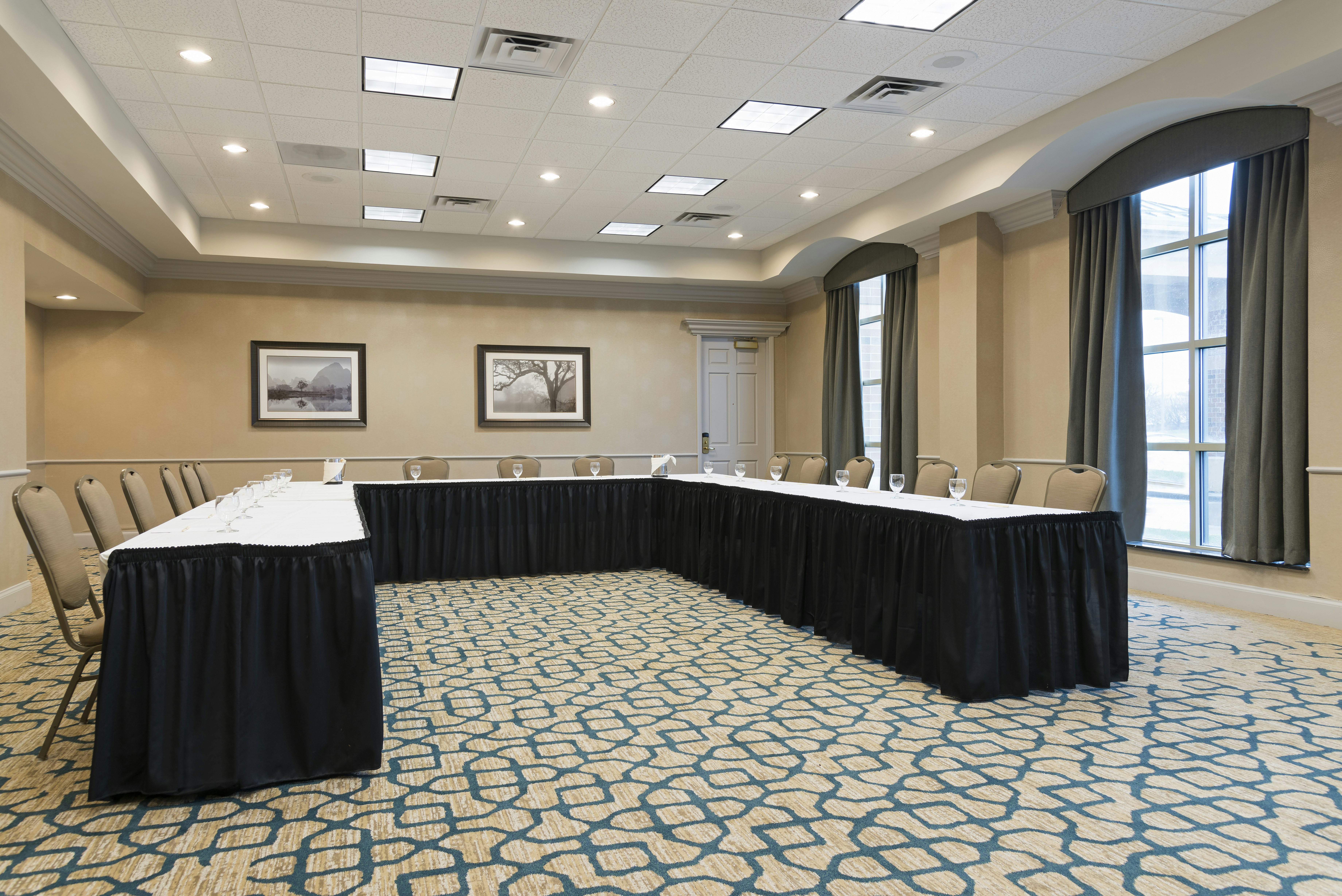 Doubletree By Hilton Pleasant Prairie Kenosha 7/48