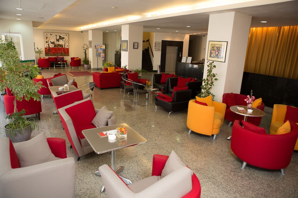 EUROPE HOTEL 32/55