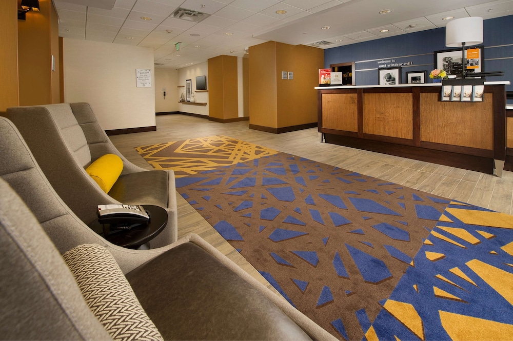 Hampton Inn Suites Baltimore Woodlawn 7/34