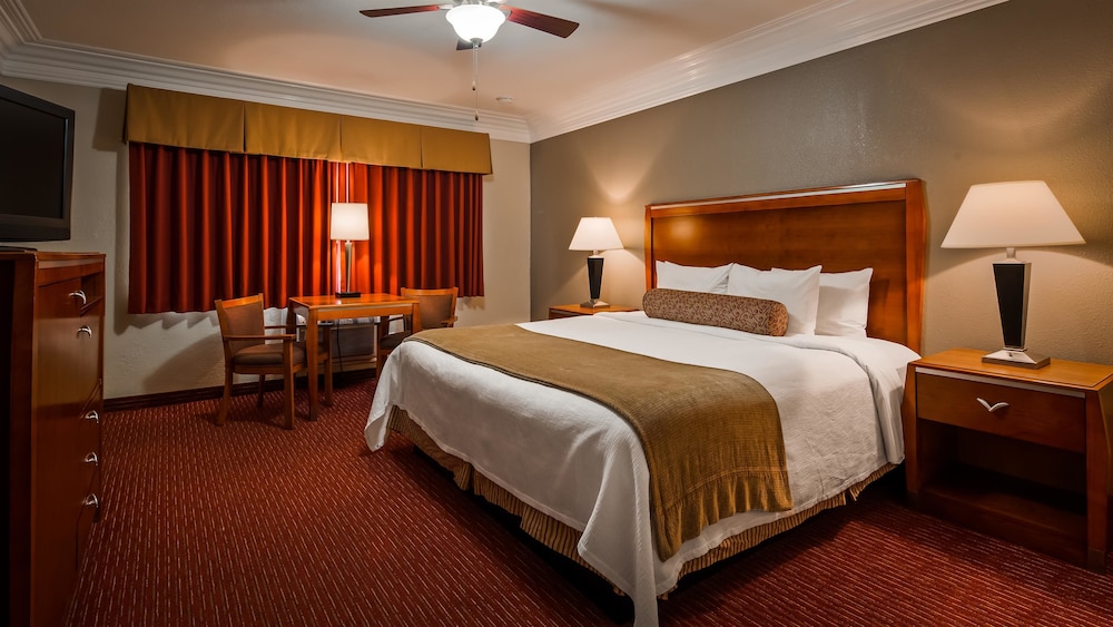 Best Western Tradewinds 14/48