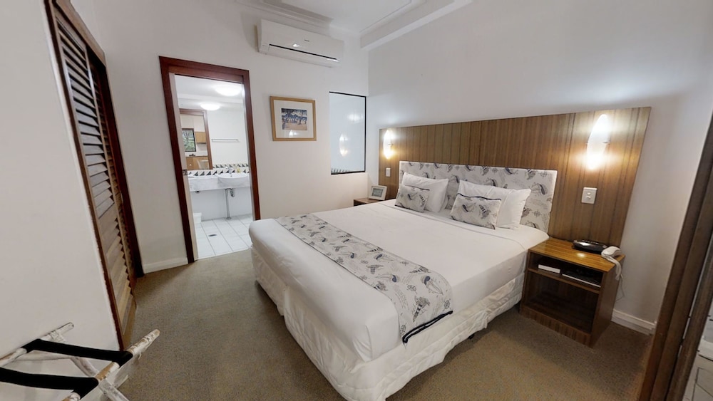 Silkari The Pavilions Port Douglas 13/65