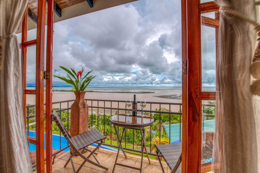 El Castillo - Adults Only 41/50