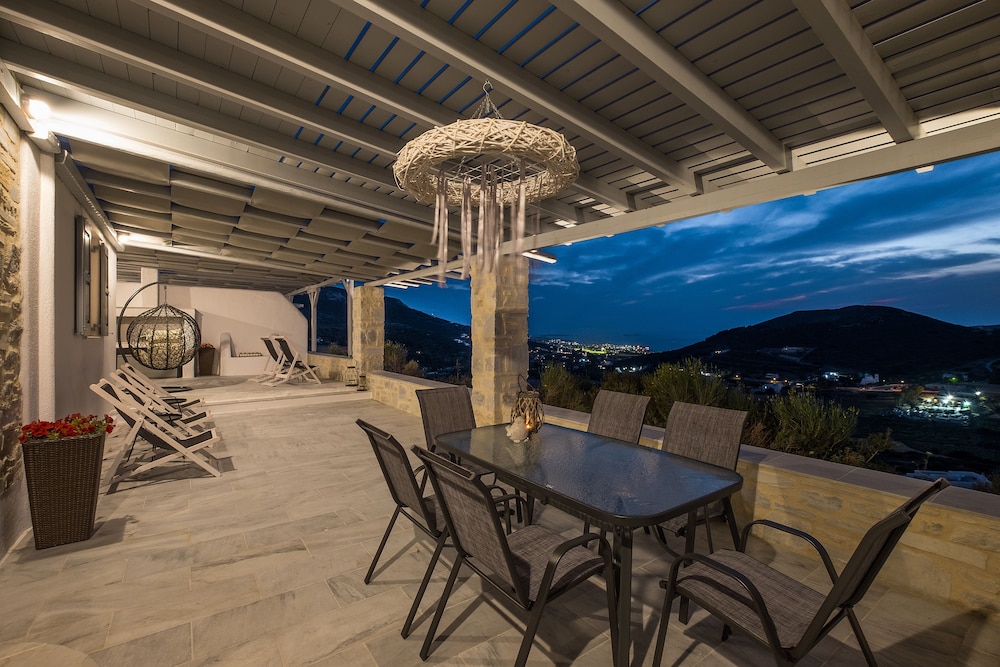 Paros Nereids Villas 33/50