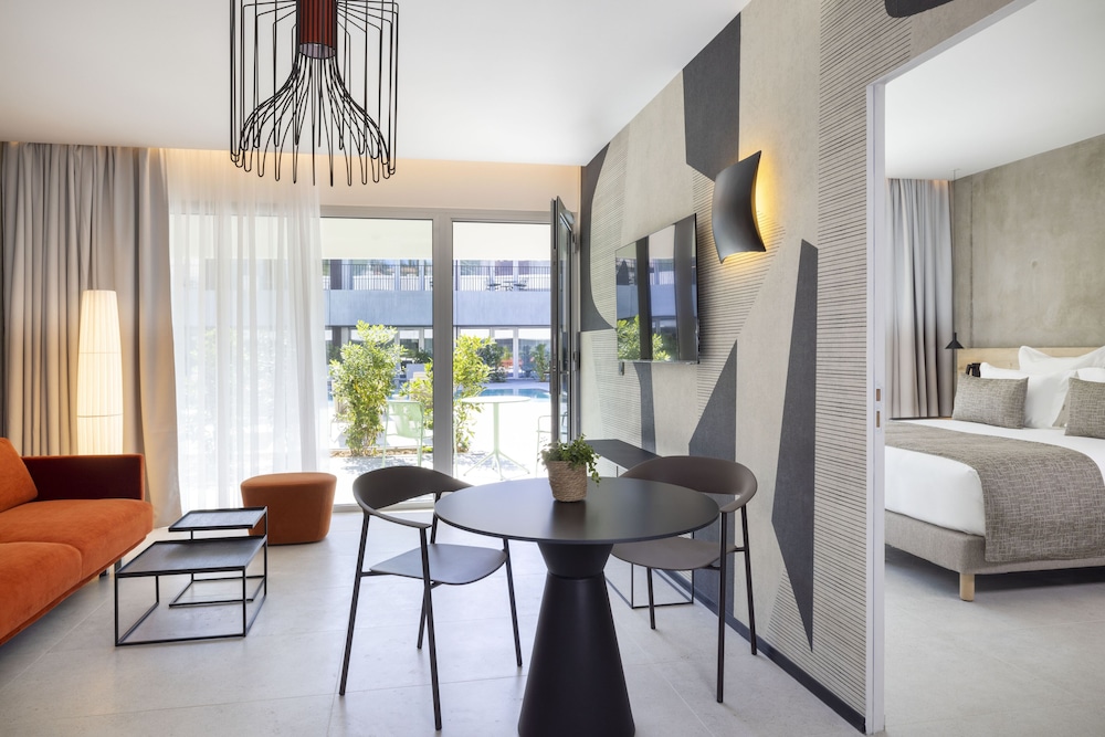 Hotel Spa Restaurant Villa Castellane by Germain Collection 63/82