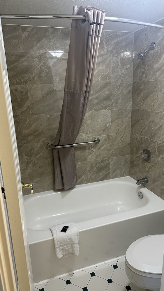 Motel6 Beaumont, TX 58/61