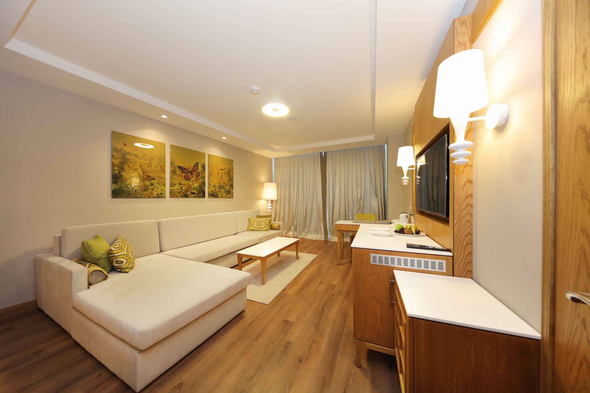 DELUXE SUITE ROOM SEA VIEW