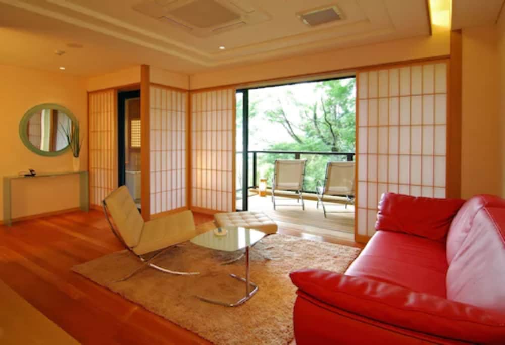 Hakone Tokinoshizuku 18/25