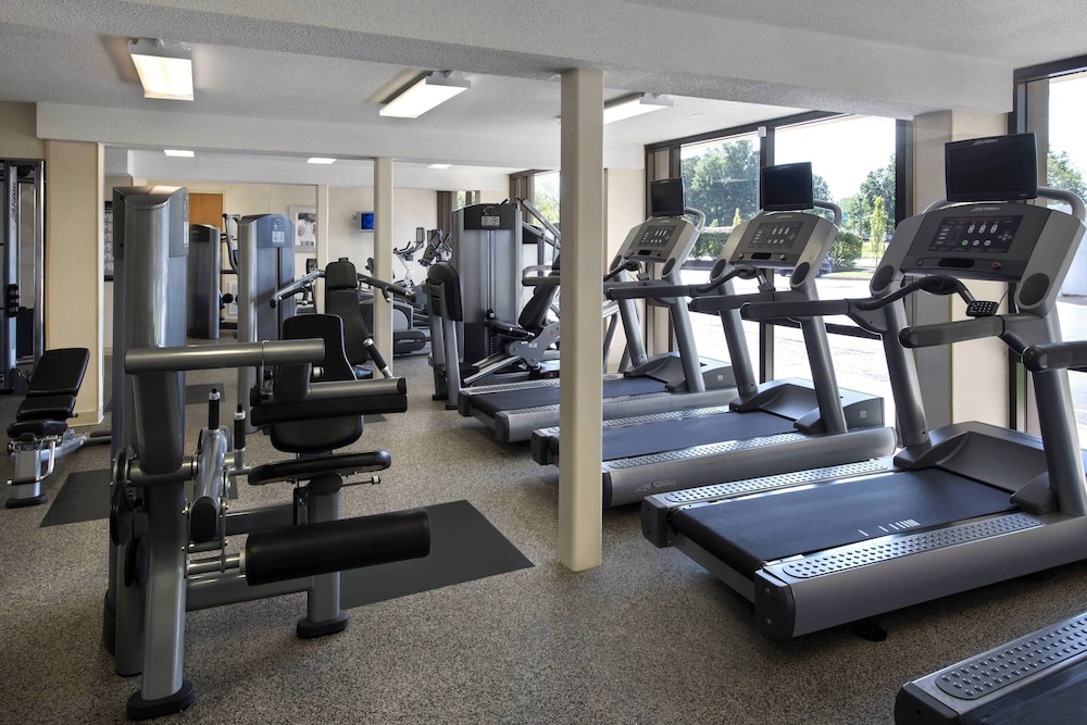 Saddle Brook Marriott 23/50