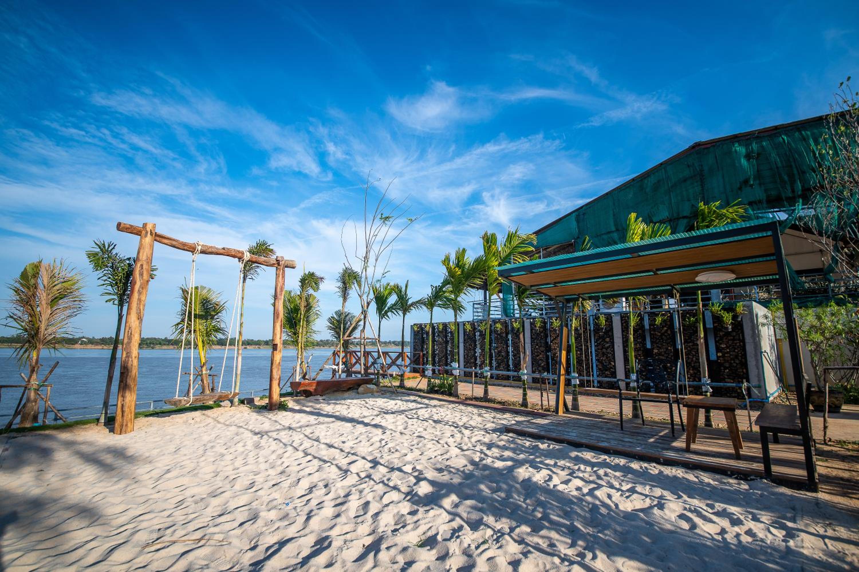 Vieng Khong Hotel 89/100