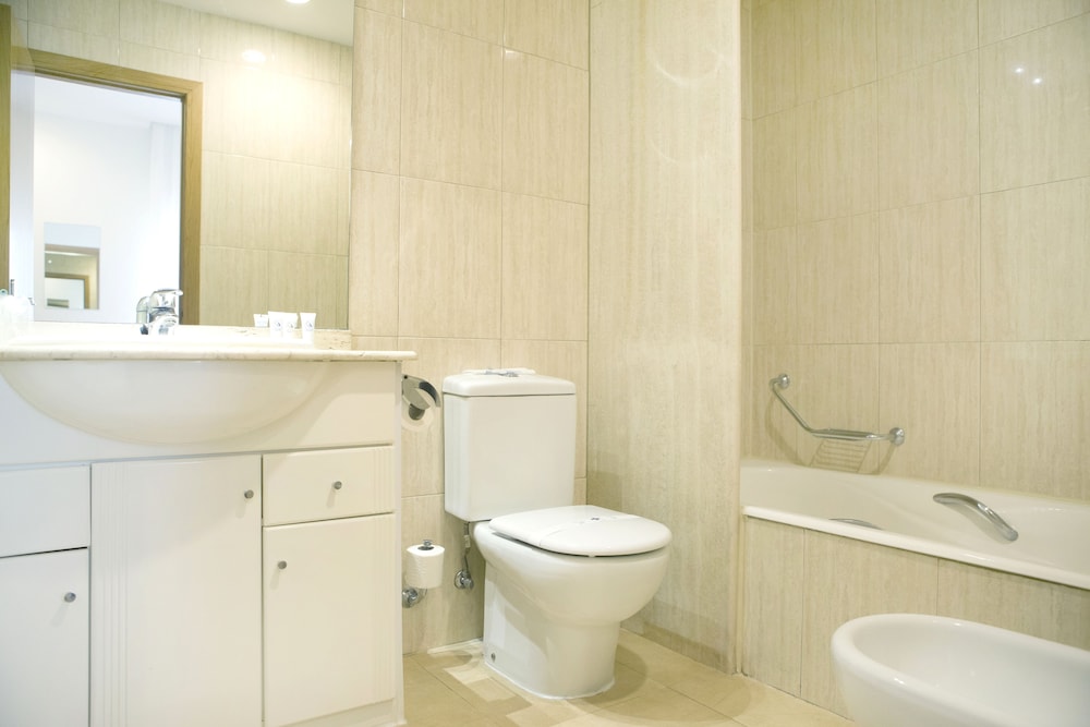 ALBUFERA APARTHOTEL 25/28