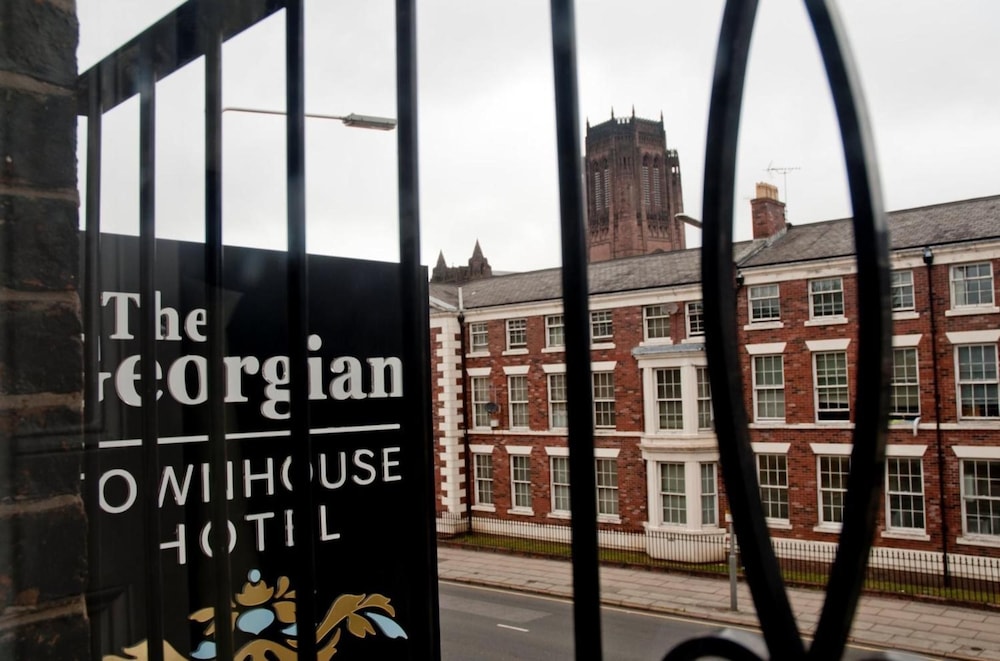 The Georgian Town House Hotel 4/42