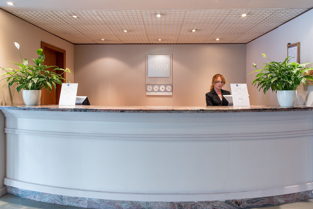 lobby