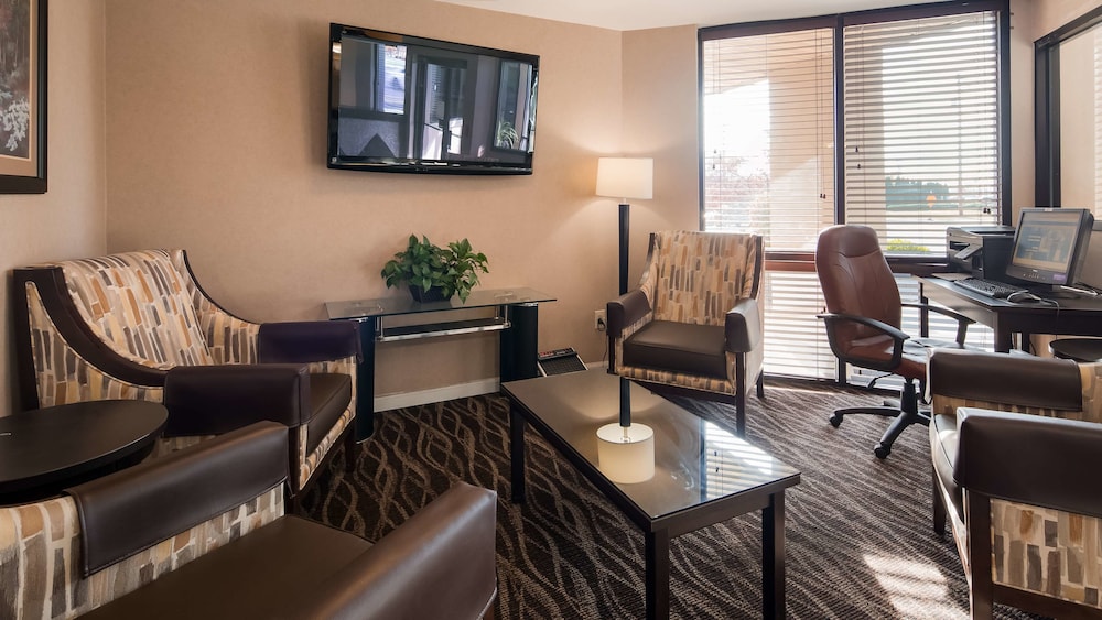 Best Western Executive Inn Grove City 14/28