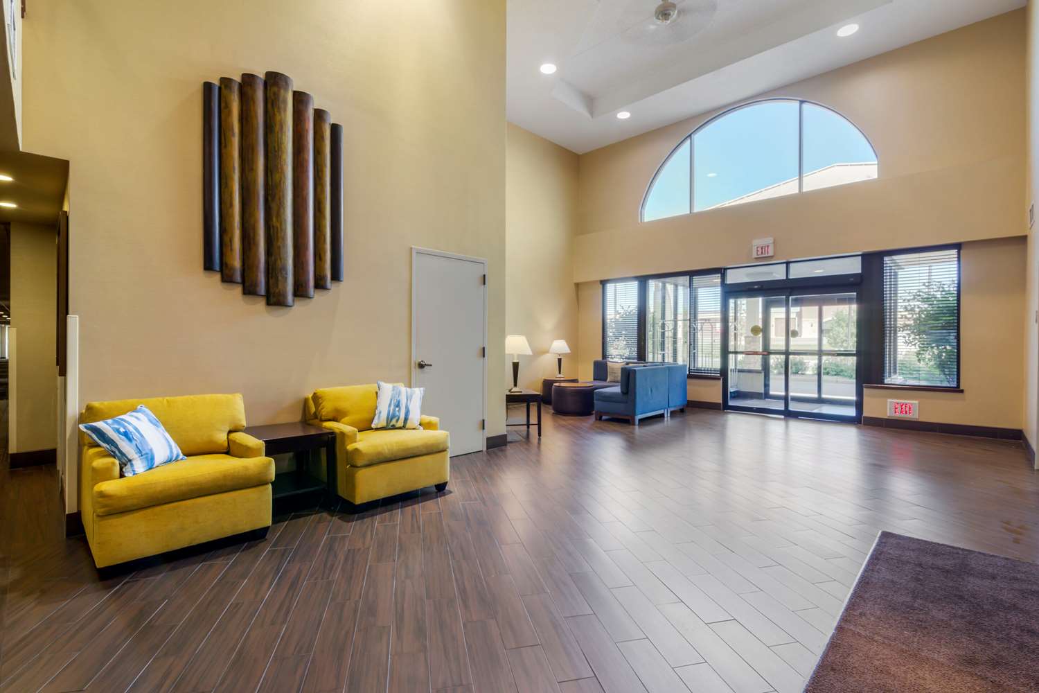 Comfort Suites Bismarck, ND 4/8