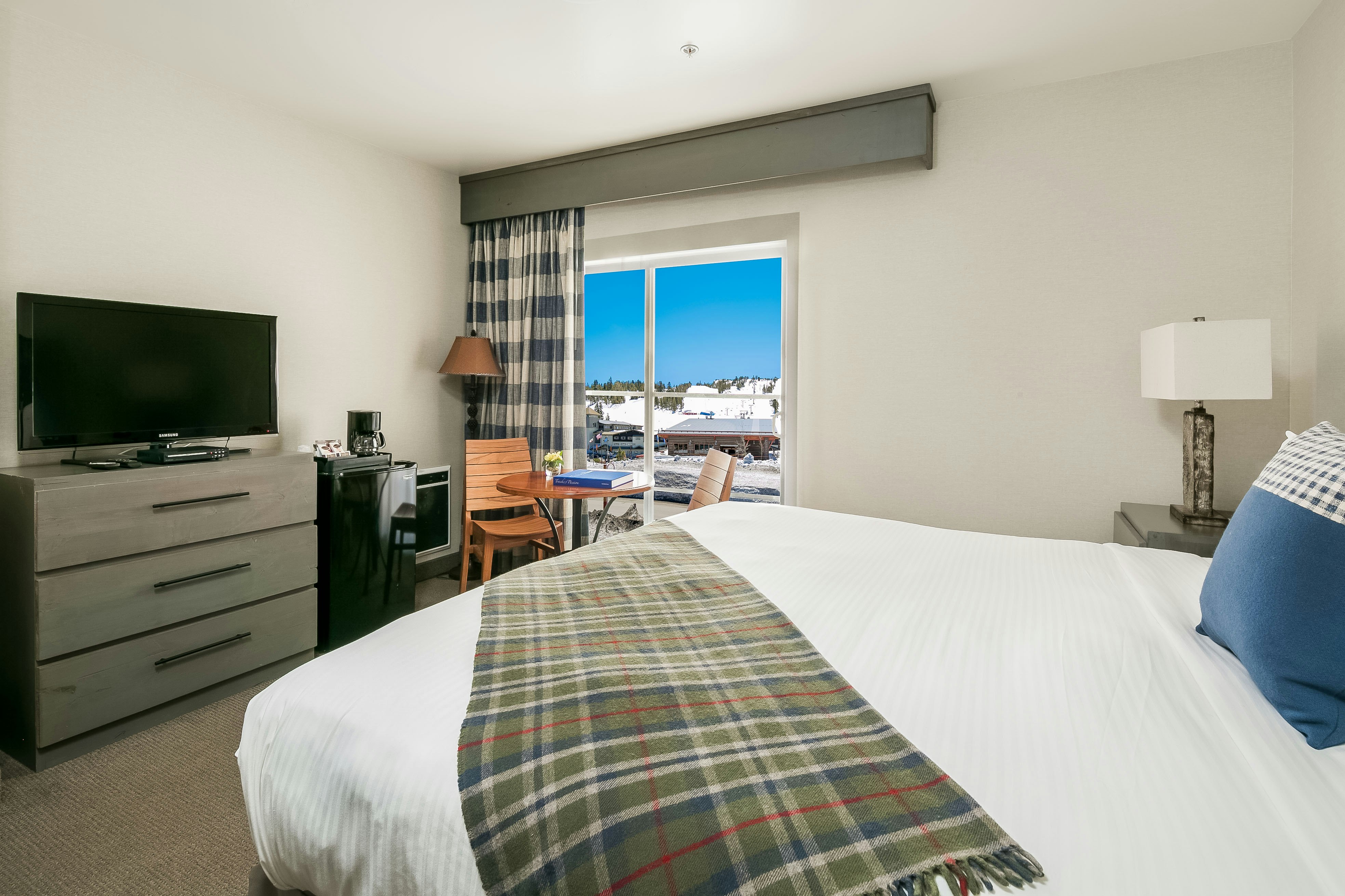 Mammoth Mountain Inn 23/78