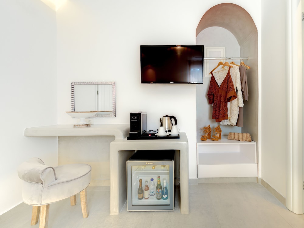 Emerald Collection Suites 35/44