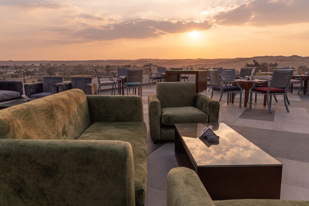 Nine Pyramids View Hotel 29/50