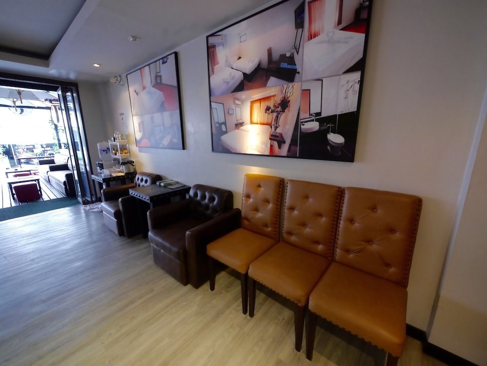 Basic Line Hotel at Loikroh 28/39
