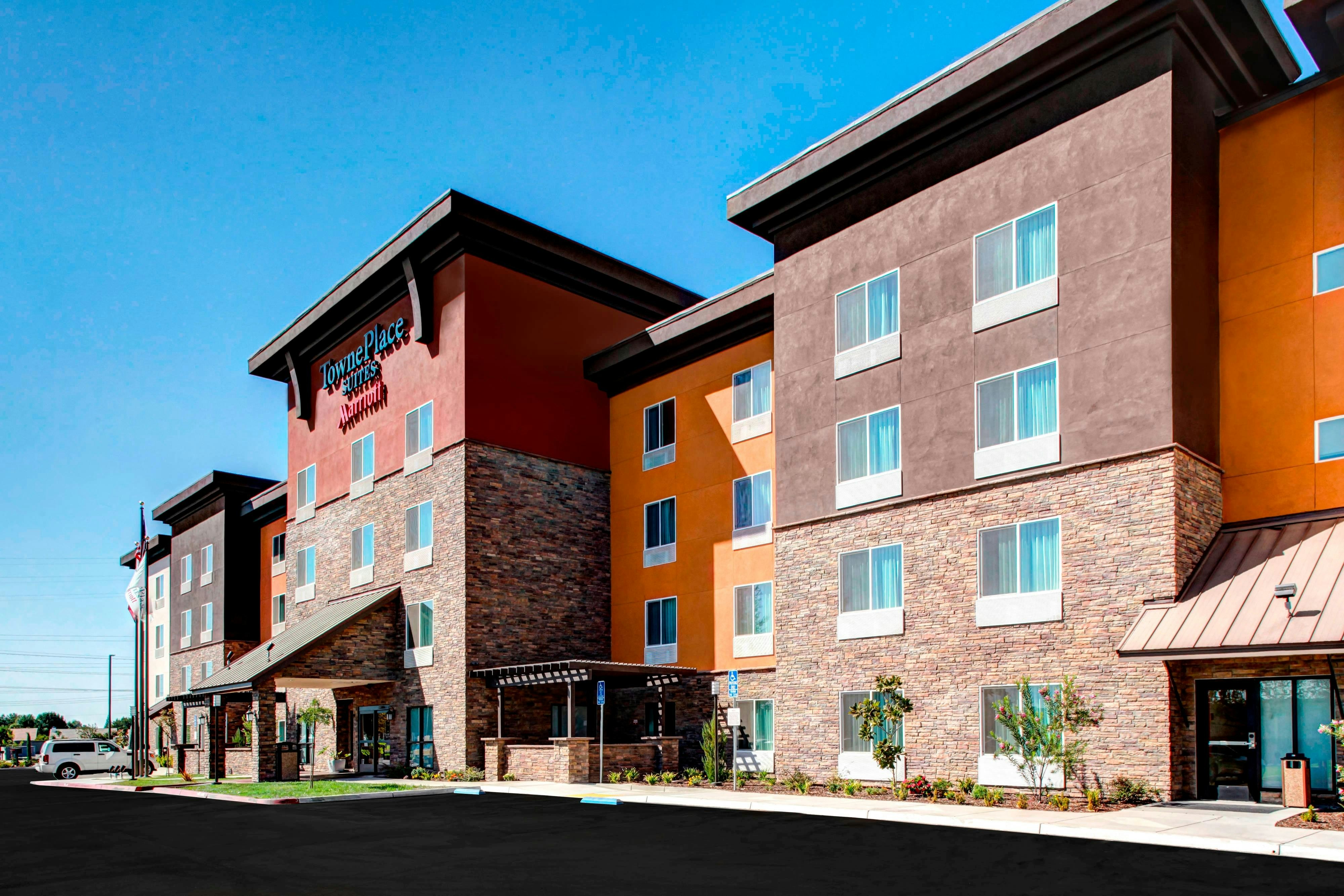 TOWNEPLACE SUITES BAKERSFIELD WEST 3/42