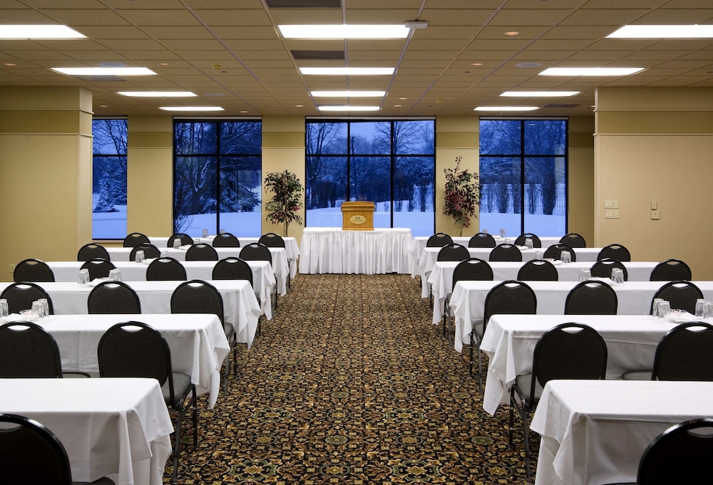 Lake Okoboji Resort and Conference Center 44/53
