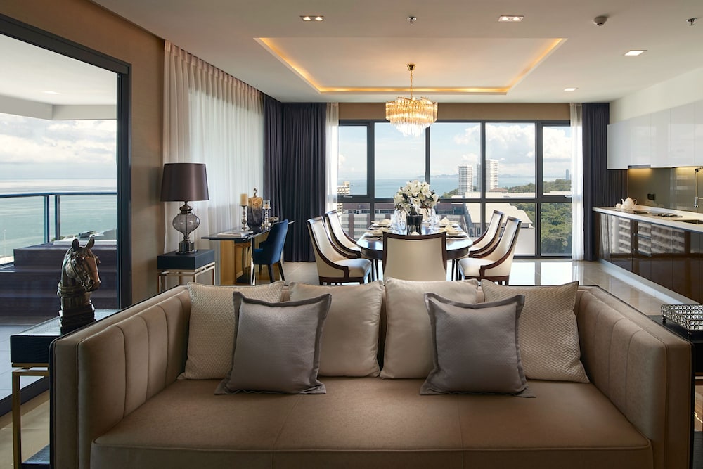 The Elysium Pratumnak Pattaya - By SHG 25/50