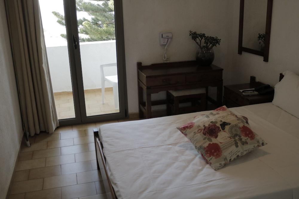 Dimitra Hotel 7/42