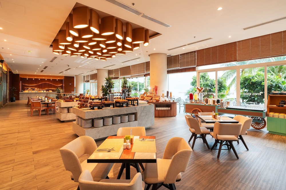 Seashells Phu Quoc Hotel and Spa 65/78