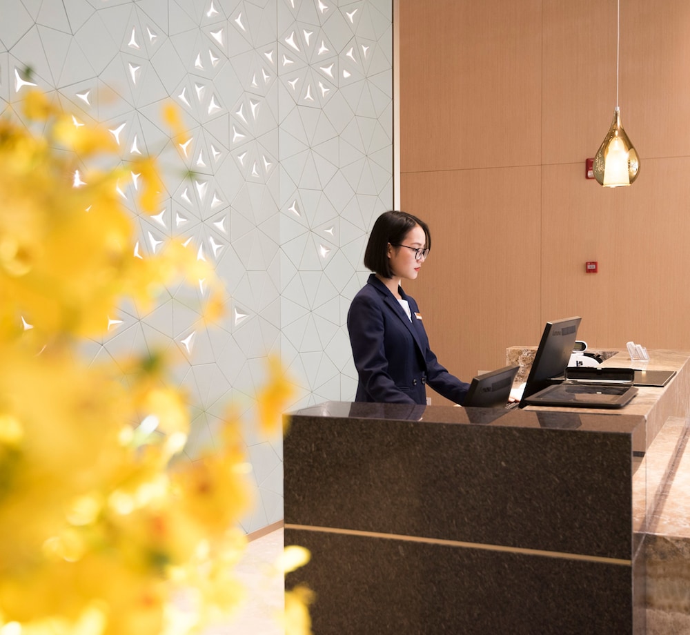 Foshan Virtuous World Hotel 3/26