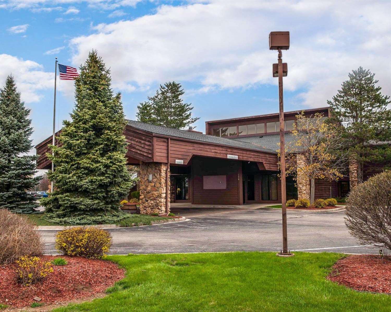 Quality Inn and Suites Goshen IN 25/25