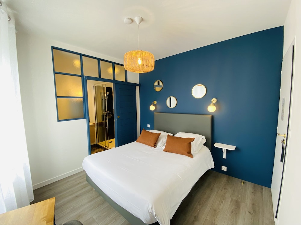 Hôtel Saint-Michel 16/50