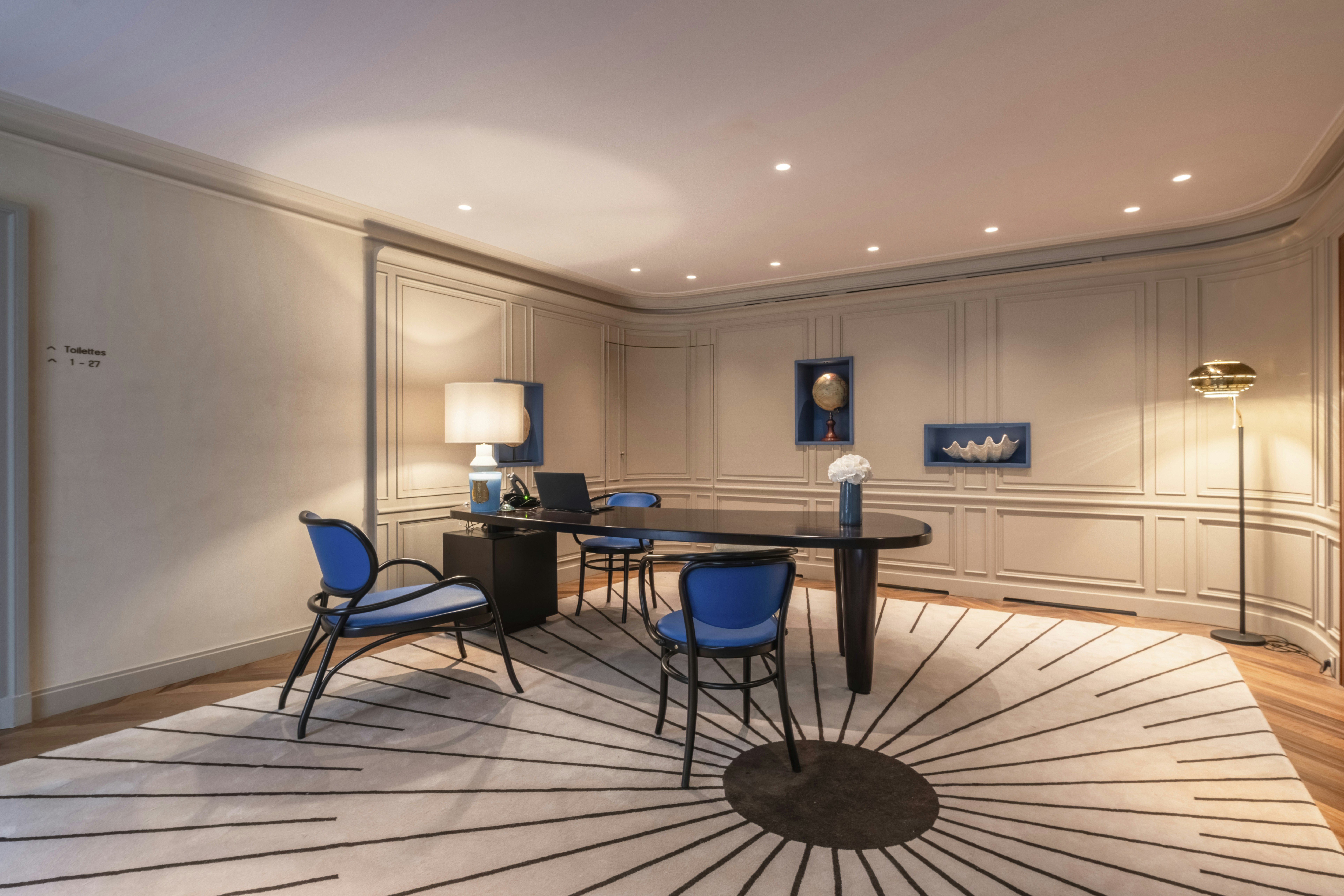 Hotel Les Lumieres 42/50