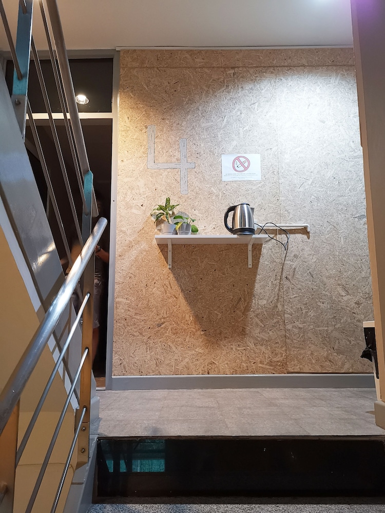 Foresttel Bkk - Hostel 8/50