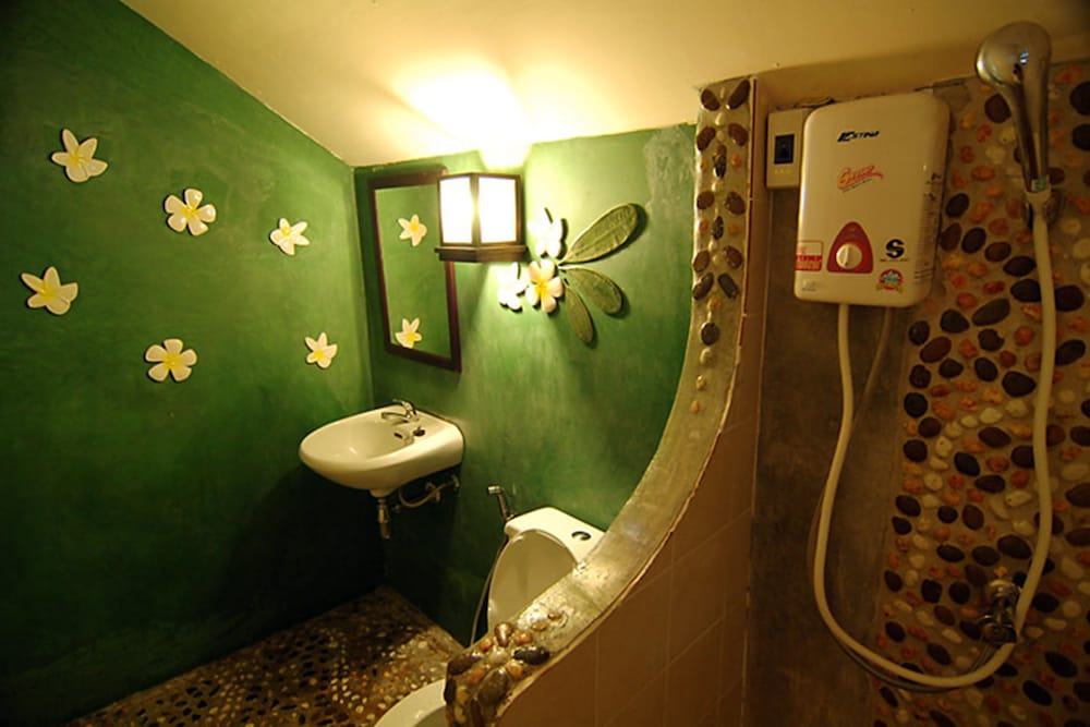 Baan Suan Rojjana 49/49